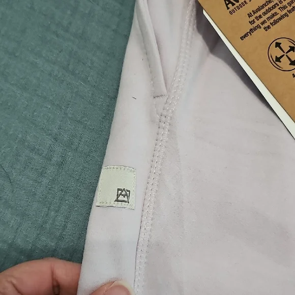 Avalanche Light Purple High Waisted Joggers Size M NWT - Picture 3 of 9